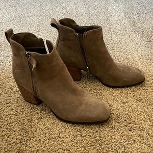 Blondo Sierra Waterproof Bootie